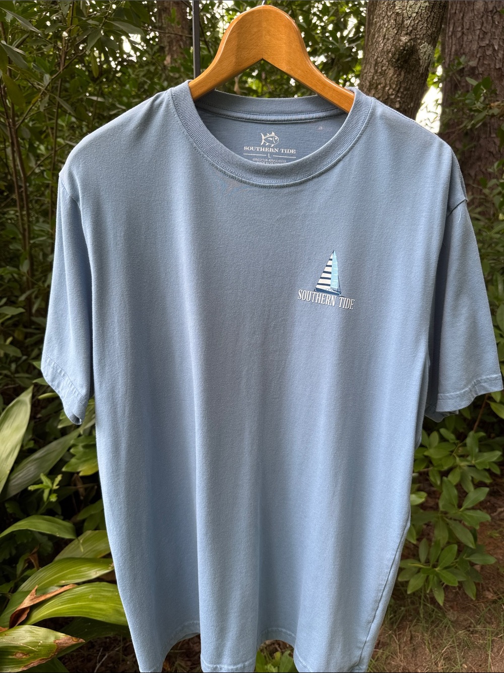 Southern Tide Men’s Dusty Blue Sailboat Pocket Tee